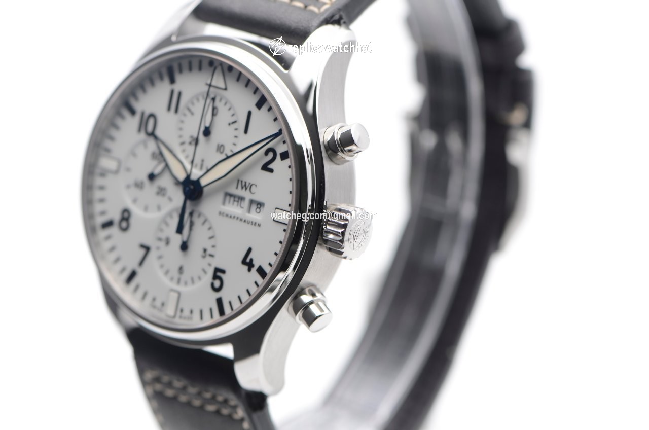IWC Pilot Chronograph Mens watch Unisex Automatic Steel IW377725 3