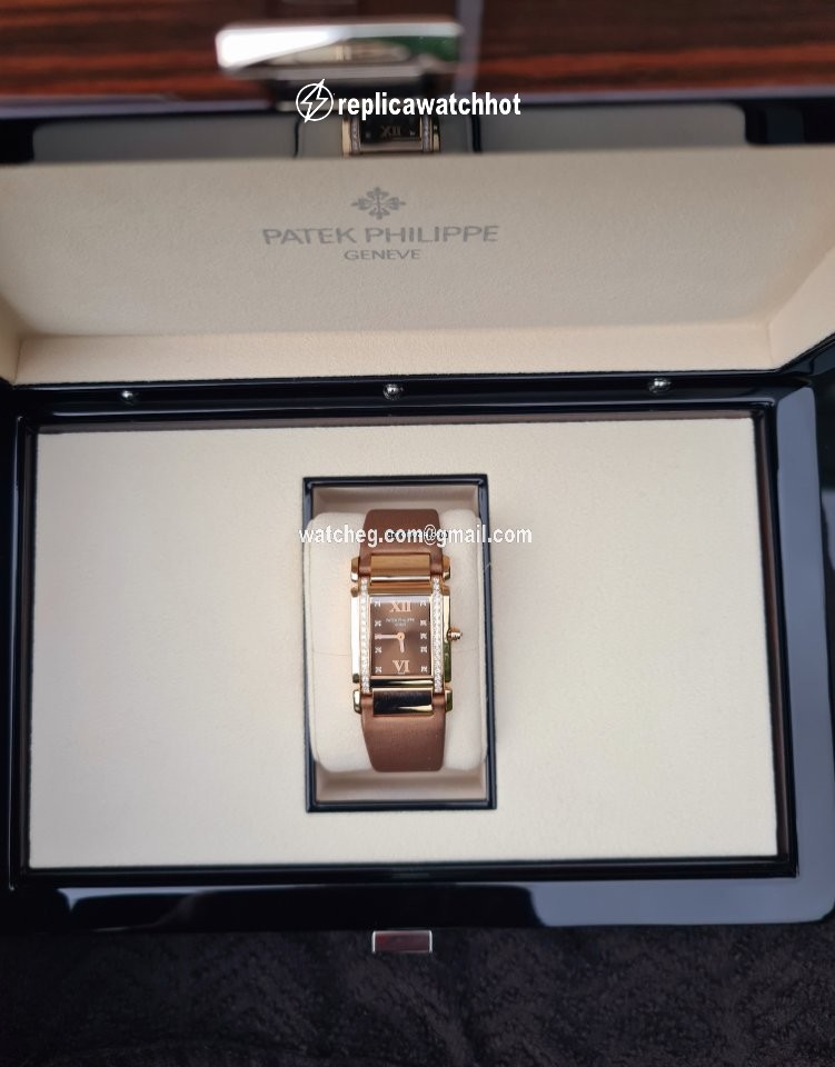 Patek Philippe Twenty~4 Womens watch Quartz Rose gold 4920R-001 3