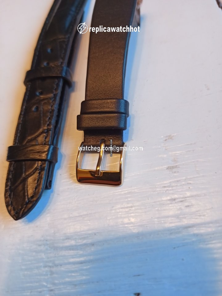 IWC Mens watch Unisex Manual winding Yellow gold 1025912 3