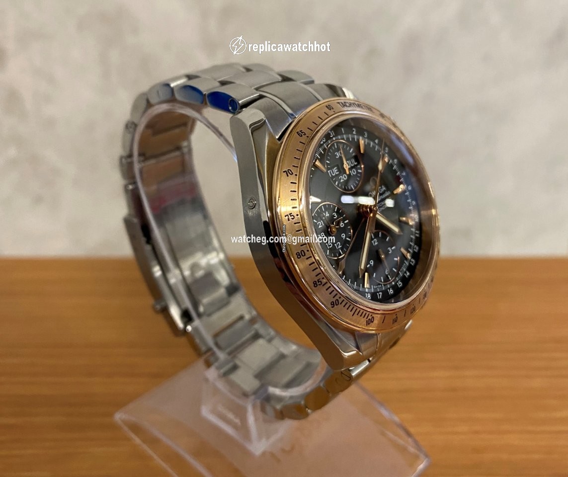 Omega Speedmaster Day Date Mens watch Unisex Automatic Gold Steel 323.21.40.44.01.001 3