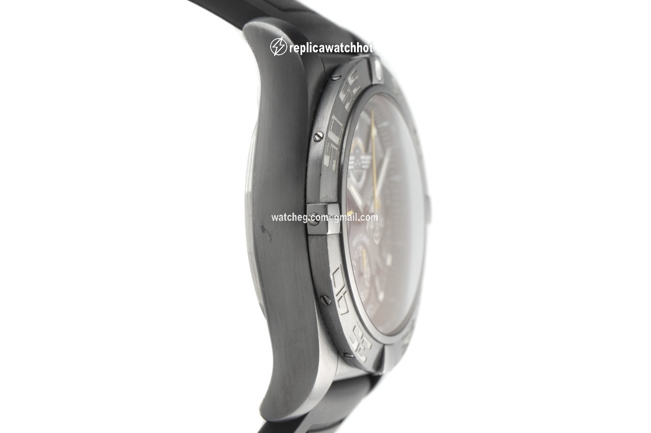Breitling Chronomat 44 Mens watch Unisex Automatic Steel MB0110 3