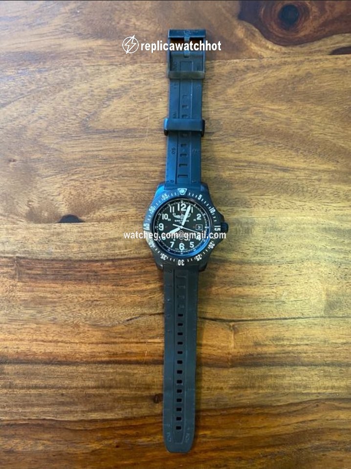 Breitling Colt Skyracer Mens watch Unisex Quartz X74320E4  BF87 3