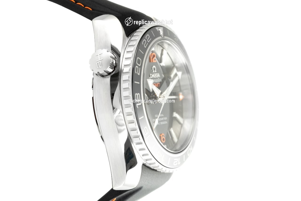 Omega Seamaster Planet Ocean Mens watch Unisex Automatic Steel 232.32.44.22.01.002 3