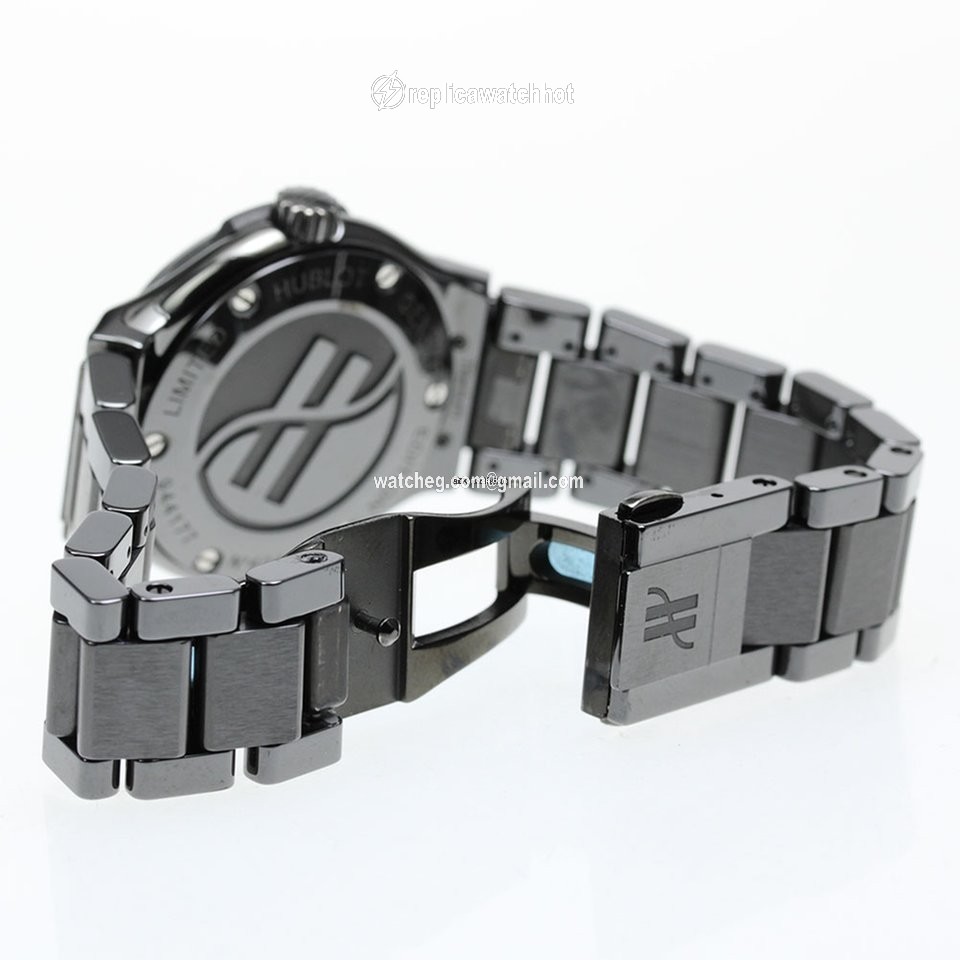 Hublot Classic Fusion Quartz Womens watch Quartz Ceramic 581.CM.1110.CM 3
