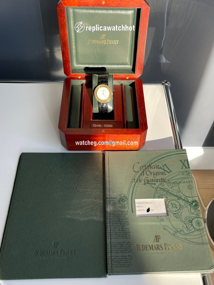 Audemars Piguet Mens watch Unisex Manual winding Yellow gold 14988ba 009 03 3