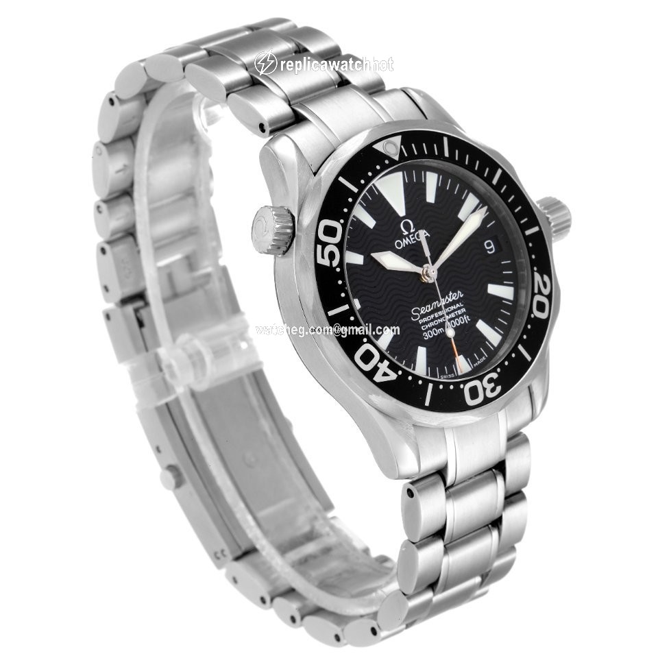 Omega Seamaster Diver 300 M Mens watch Unisex Automatic Steel 2252.50.00 3