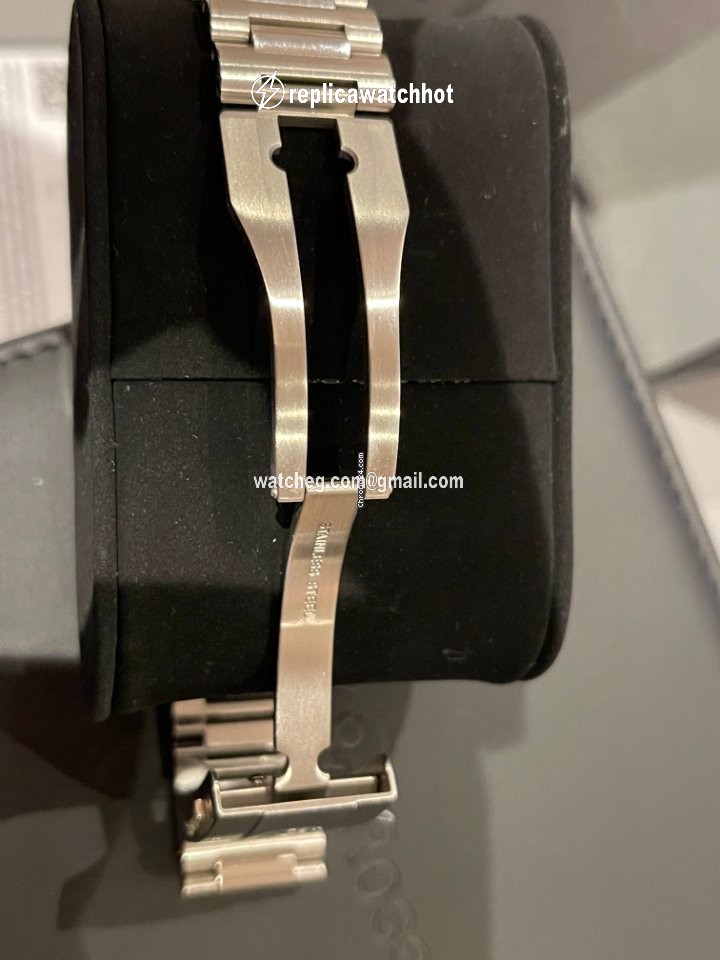 Bell & Ross BR V2 Mens watch Unisex Automatic Steel BRV292-BU-G-ST SST 3