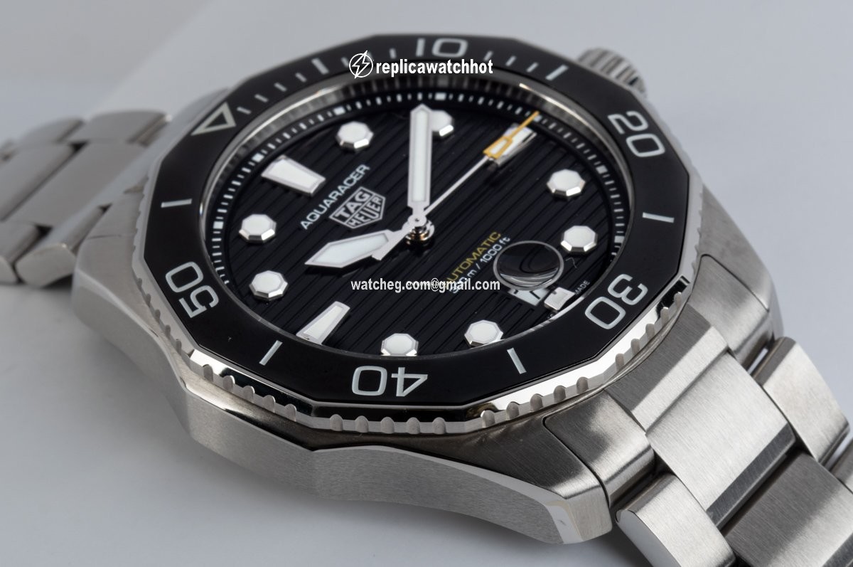 TAG Heuer Aquaracer 300M Mens watch Unisex Automatic Steel WBP201A.BA0632 3
