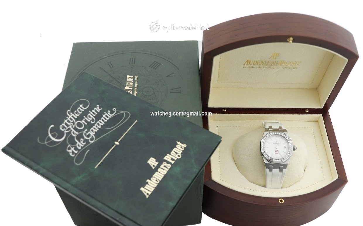 Audemars Piguet Royal Oak Womens watch Quartz Steel 67611ST.ZZ.D012CR.01 3