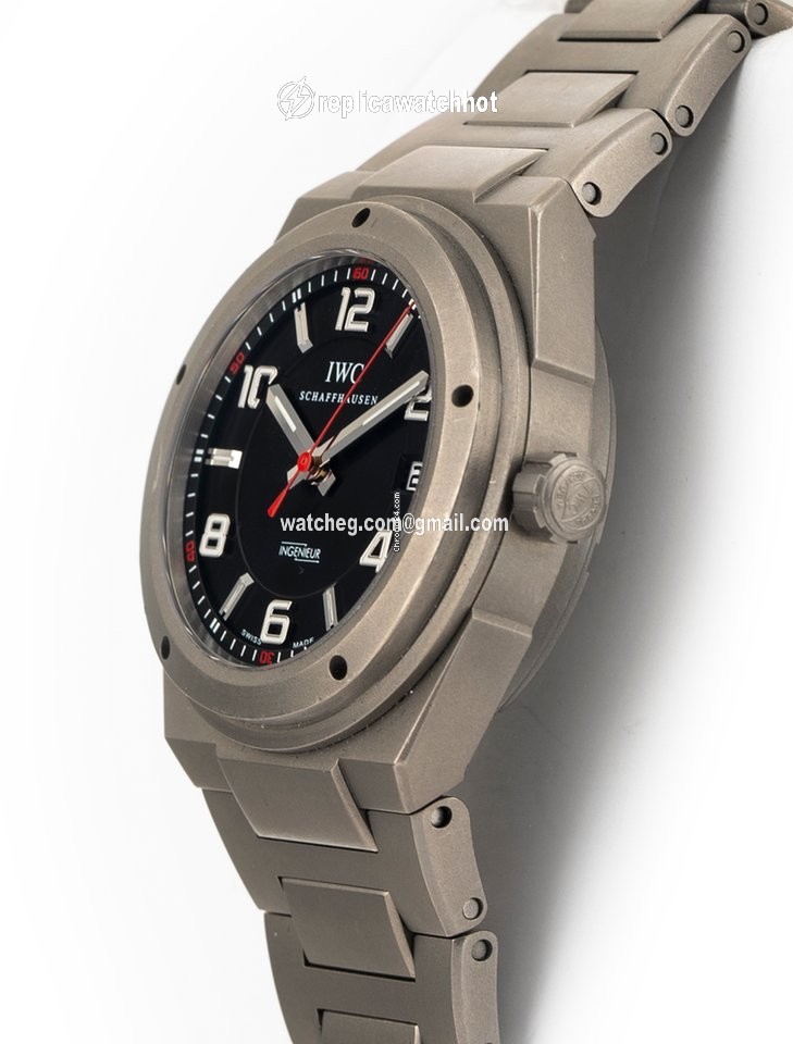 IWC Ingenieur AMG Mens watch Unisex Automatic Titanium IW322702 3