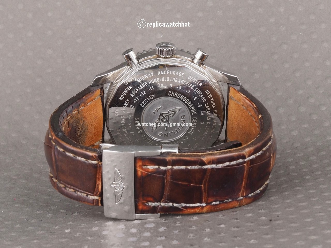 Breitling Navitimer World Mens watch Unisex Automatic Steel A2432212 G571 3