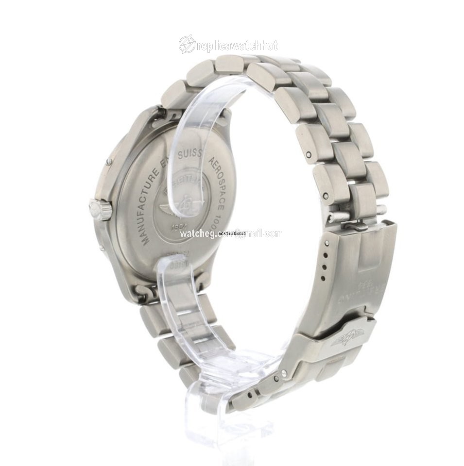 Breitling Aerospace Mens watch Unisex Quartz Titanium E56062 3