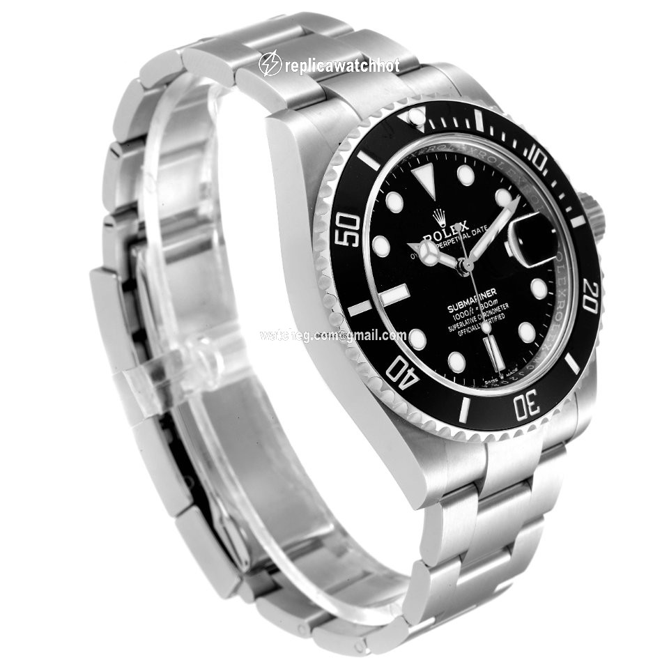 Rolex Submariner Date Mens watch Unisex Steel Automatic 126610 3