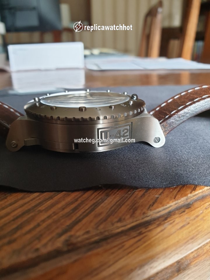 U-Boat U-42 Mens watch Unisex Automatic Titanium 8095 3