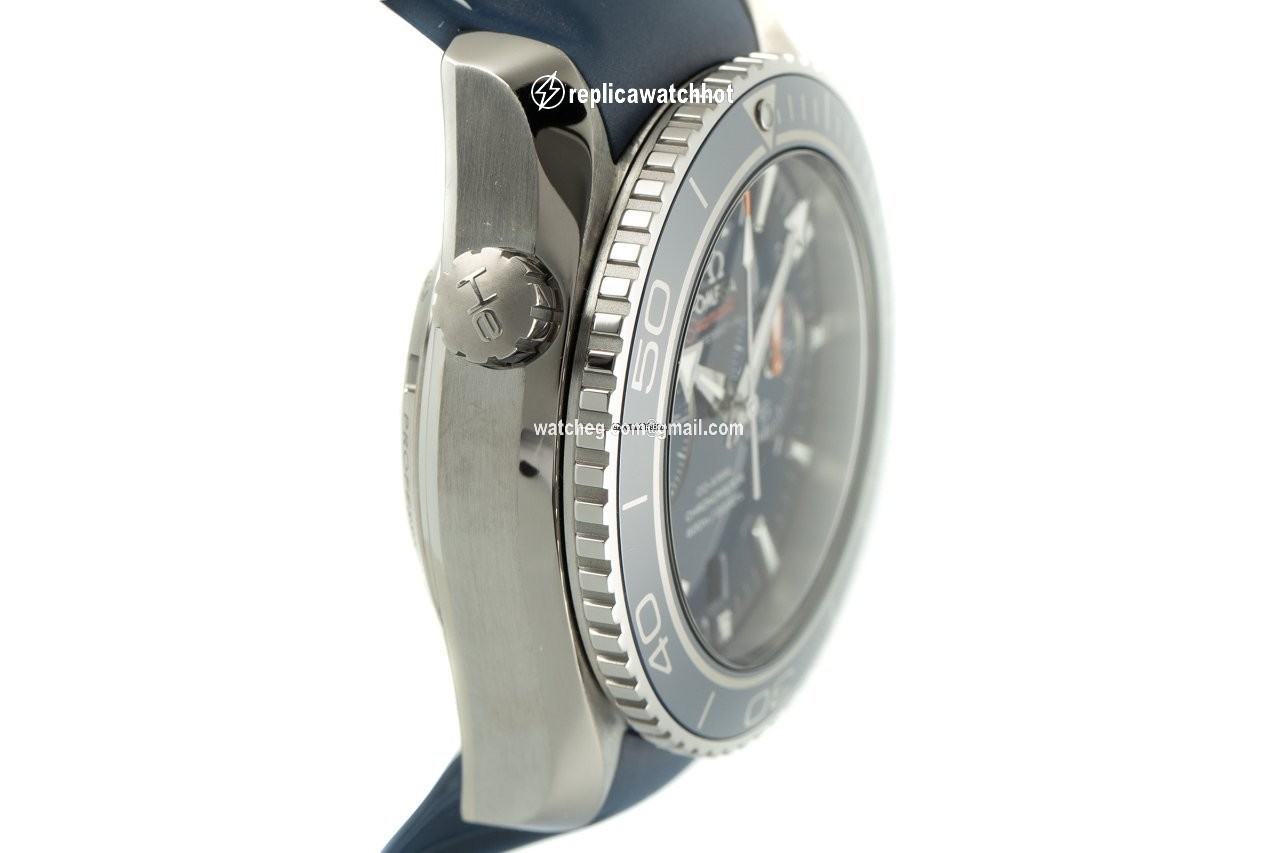Omega Seamaster Planet Ocean Chronograph Mens watch Unisex Automatic Titanium 232.92.46.51.03.001 3