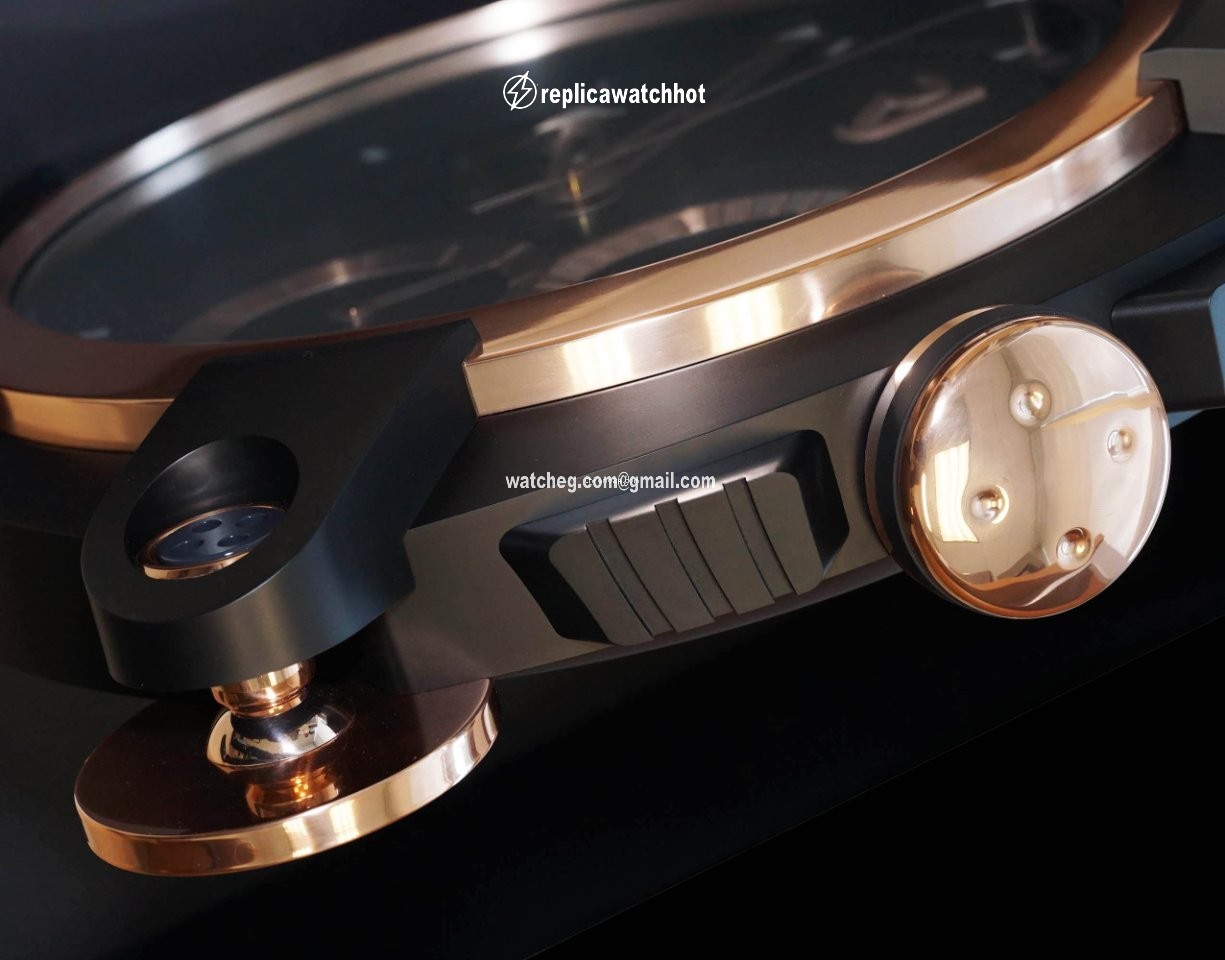 Romain Jerome Moon-DNA Mens watch Unisex Quartz Steel Moon Invaders 3