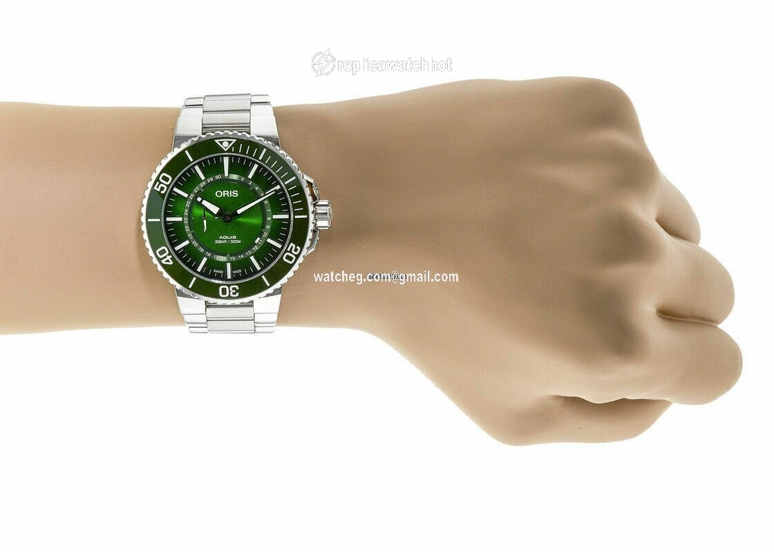 Oris Aquis Mens watch Unisex Automatic Steel 01 743 7734 4187 3