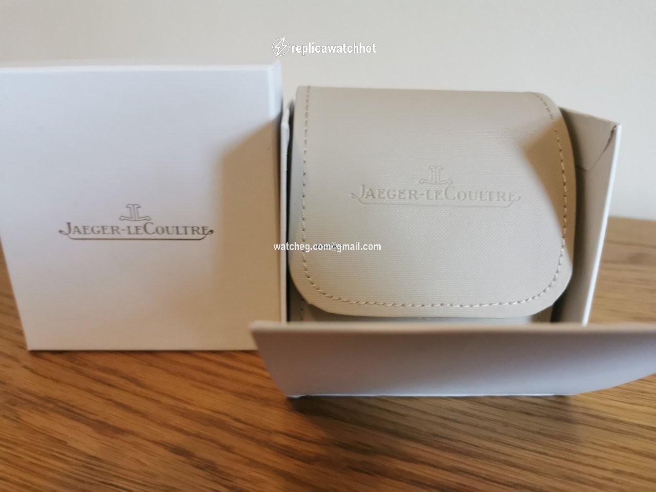 Jaeger-LeCoultre Mens watch Unisex Quartz Yellow gold 111.1.09 3