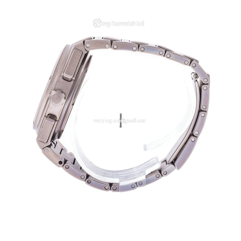 IWC Ingenieur AMG Mens watch Unisex Automatic Titanium IW3725 3
