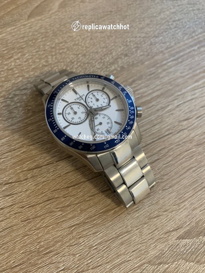Tissot V8 Mens watch Unisex Quartz Steel T106.417.11.031.00 3