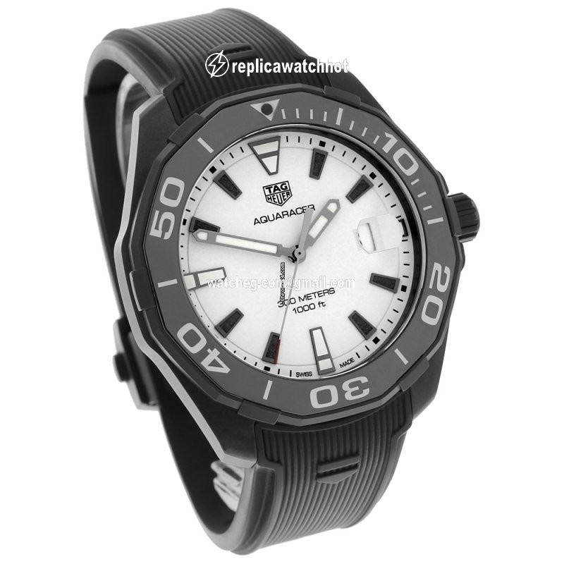 TAG Heuer Aquaracer Mens watch Unisex Titanium WAY108A 3