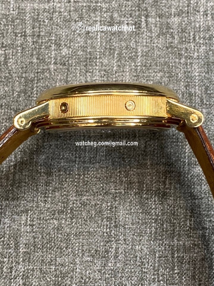 Breguet Classique Complications Mens watch Unisex Manual winding Yellow gold 5617BA 3