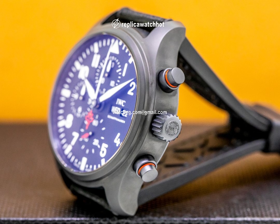 IWC Pilot Chronograph Top Gun Mens watch Unisex Automatic Ceramic IW389104 3