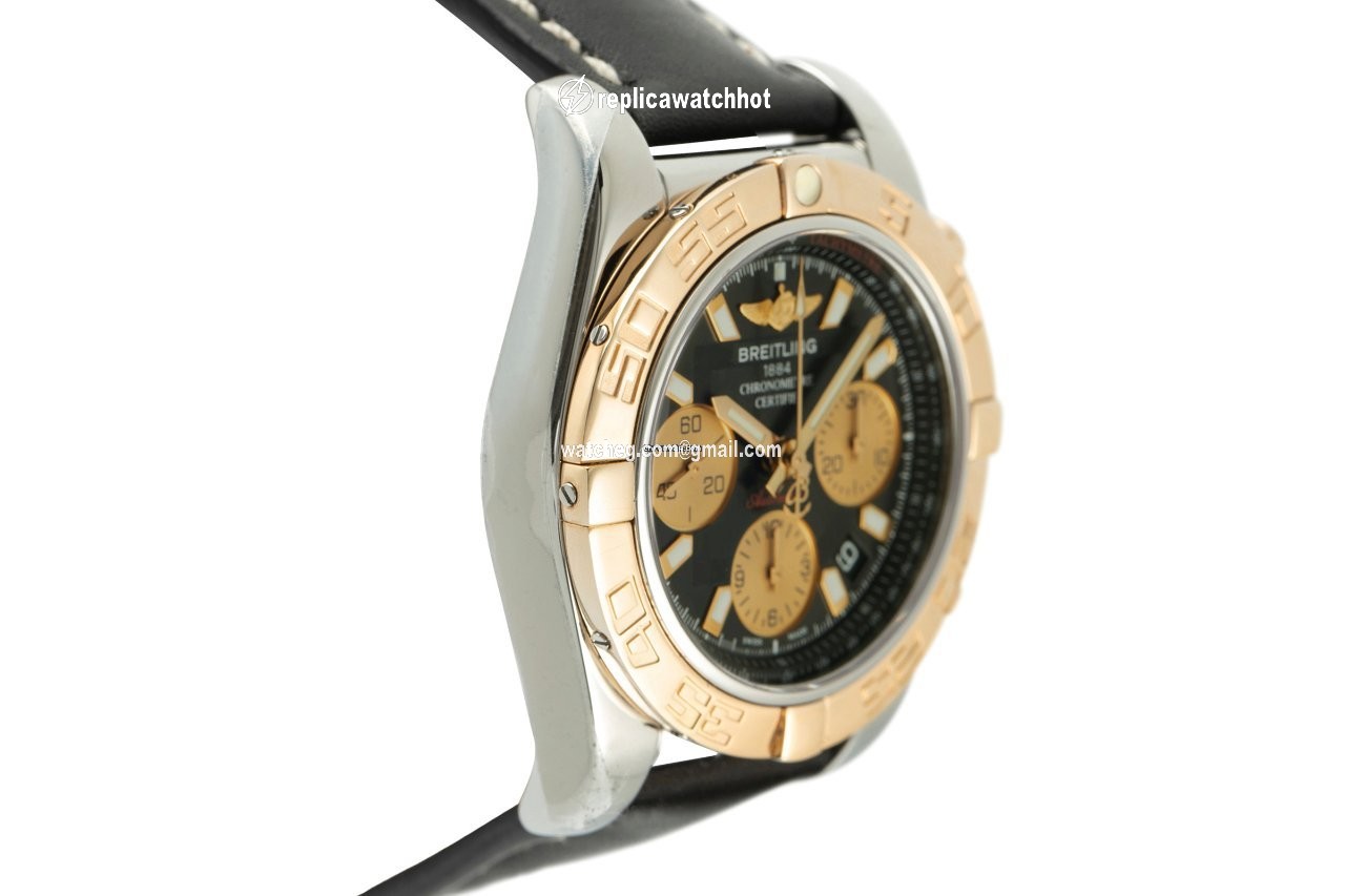 Breitling Chronomat 41 Mens watch Unisex Automatic Gold Steel CB0140 3