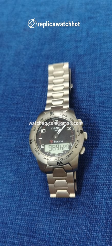 Tissot T-Touch II Mens watch Unisex Quartz Titanium T047.420.44.057.00 3