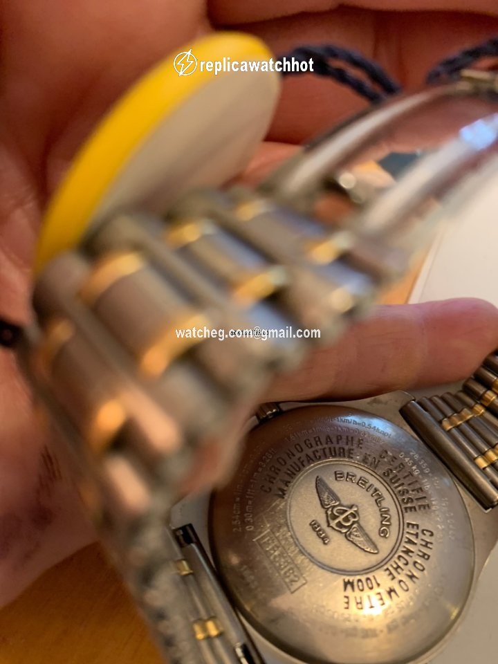 Breitling Aerospace Mens watch Unisex Quartz Titanium F75362 3