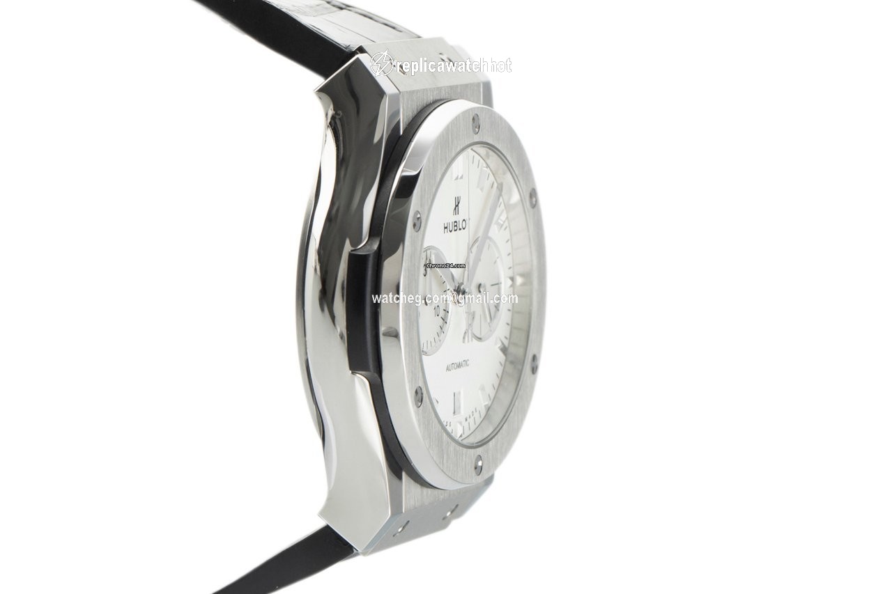 Hublot Classic Fusion Chronograph Mens watch Unisex Automatic Titanium 541.NX.2611.LR 3