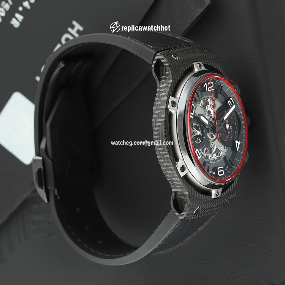 Hublot Classic Fusion 45, 42, 38, 33 mm Mens watch Unisex Automatic Carbon 526.qb.0124.vr 3