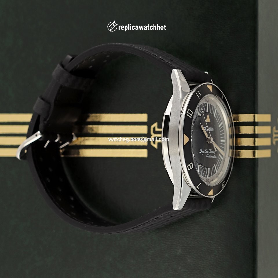 Jaeger-LeCoultre Memovox Tribute to Deep Sea Mens watch Unisex Automatic Steel 2028440 134.8.96 3