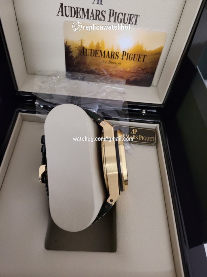 Audemars Piguet Automatic Yellow gold 26194BA monte napoleone green dial 3