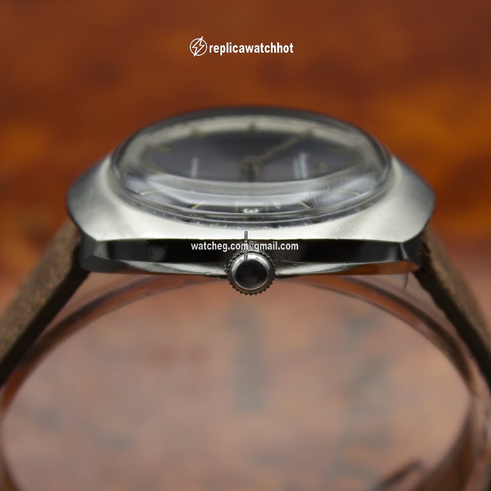 IWC Automatic Steel R819A 3