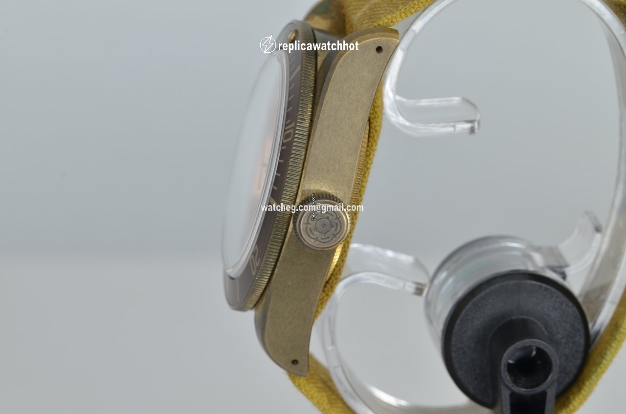 Tudor Black Bay Bronze Mens watch Unisex Automatic Bronze 79250BM 3