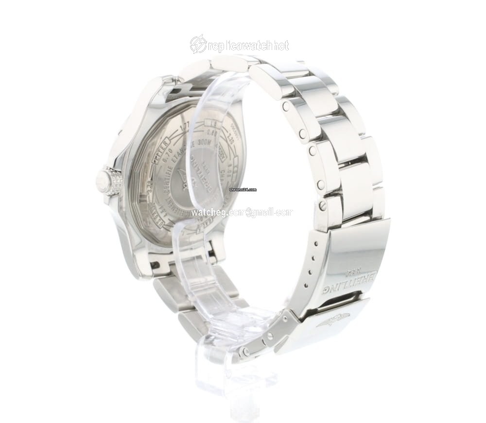 Breitling Avenger II GMT Mens watch Unisex Automatic Steel A3239011 3