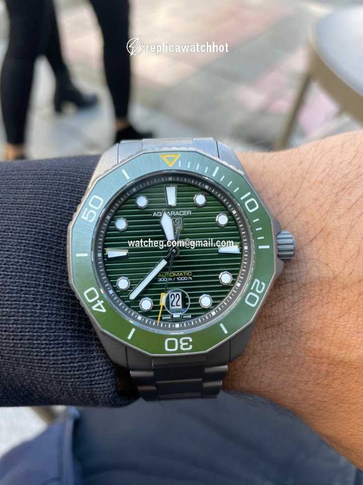 TAG Heuer Aquaracer 300M Mens watch Unisex Automatic Titanium WBP208B.BF0631 3