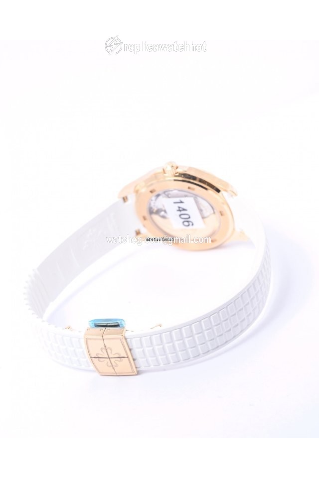 Patek Philippe Aquanaut Rose gold 5268 200R-001 3