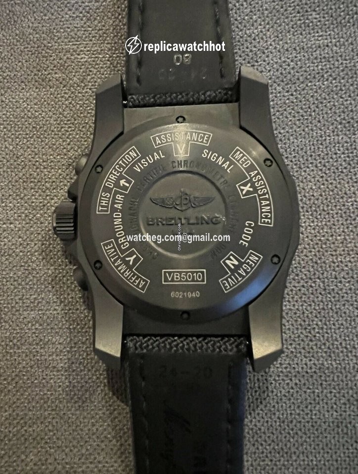 Breitling Cockpit B50 Mens watch Unisex Quartz Titanium VB501022 BD41 3