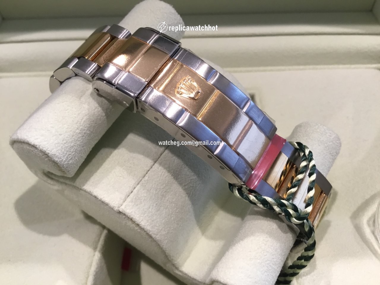 Rolex Submariner Date Mens watch Unisex Gold Steel Automatic 16613N 3