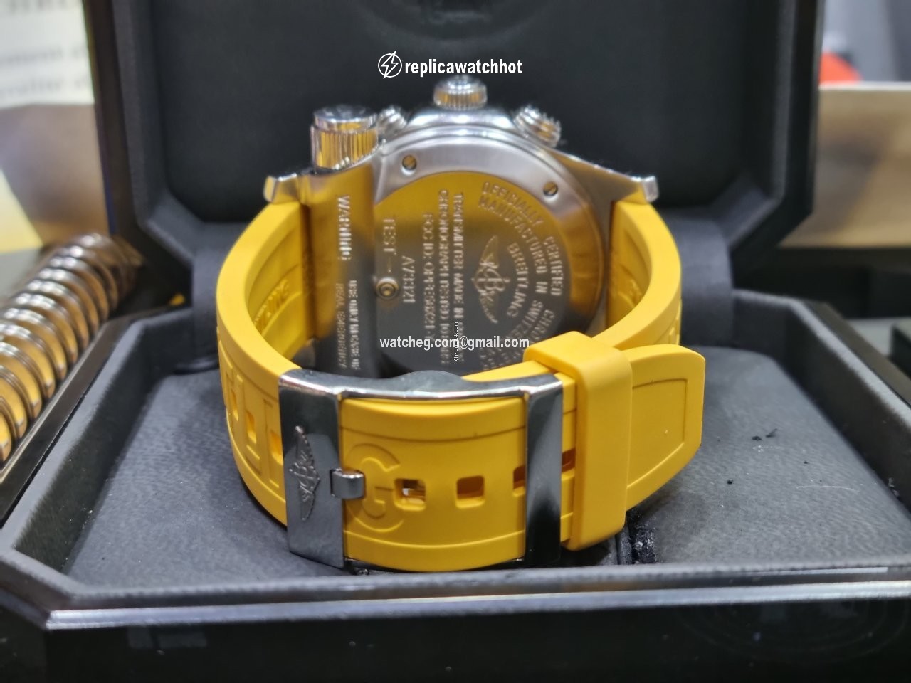 Breitling Emergency Mens watch Unisex Quartz Steel A73321 3
