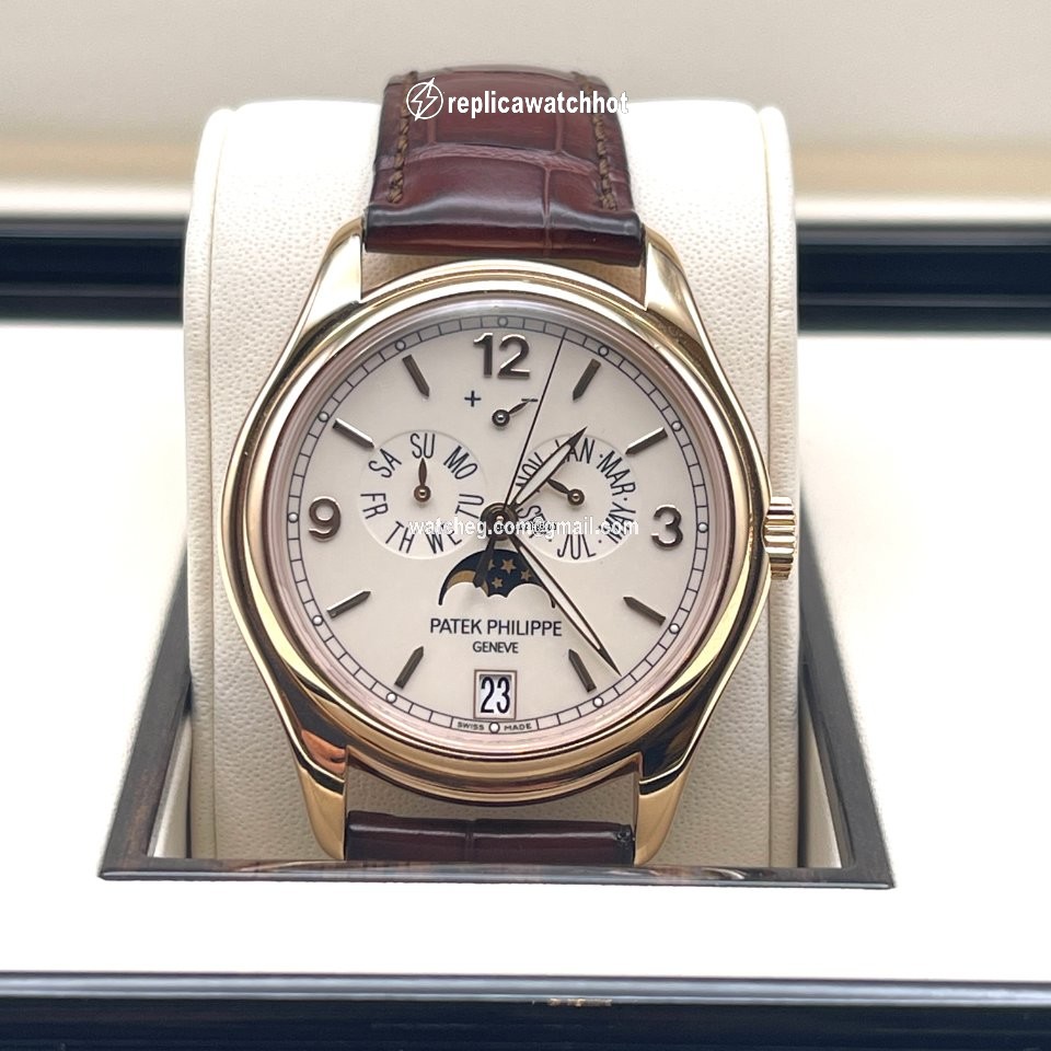 Patek Philippe Annual Calendar Mens watch Unisex Automatic Rose gold 5146R-001 3