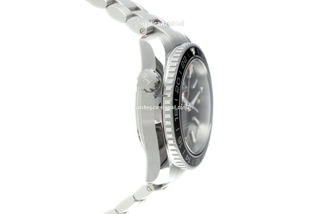 Omega Seamaster Planet Ocean Mens watch Unisex Automatic Steel 232.30.44.22.01.001 3