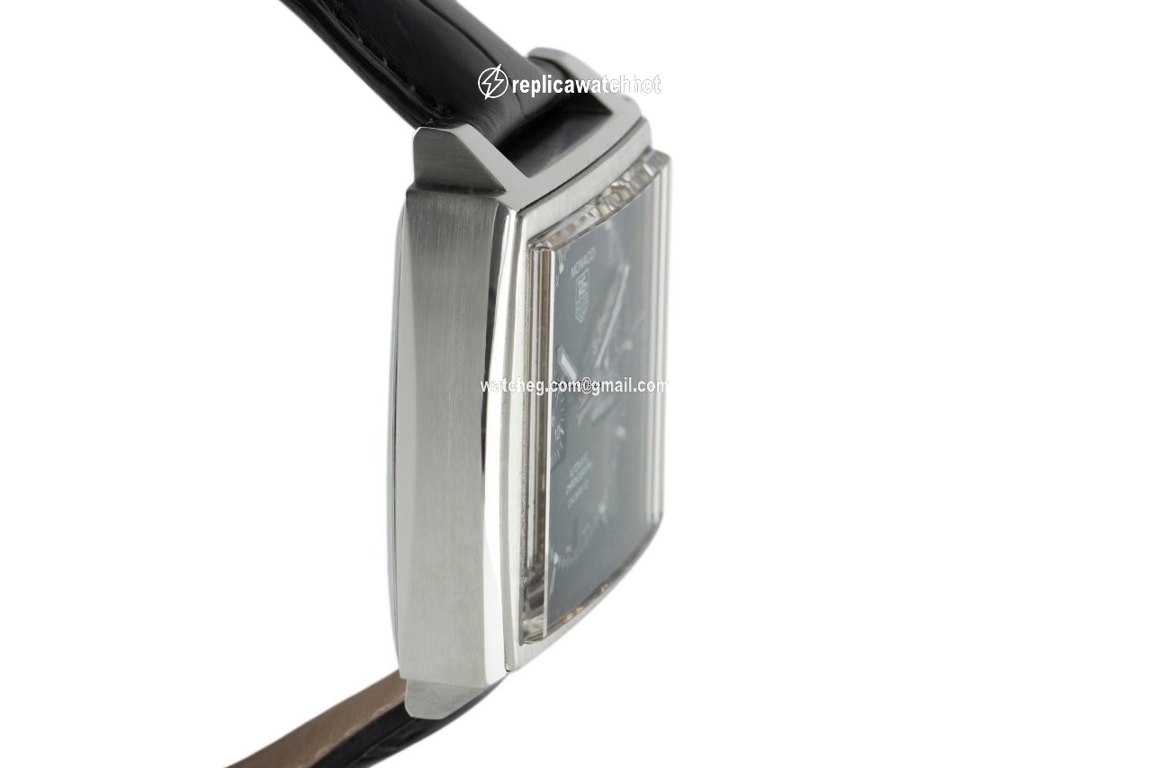 TAG Heuer Monaco Calibre 12 Mens watch Unisex Automatic Steel CAW2110 3