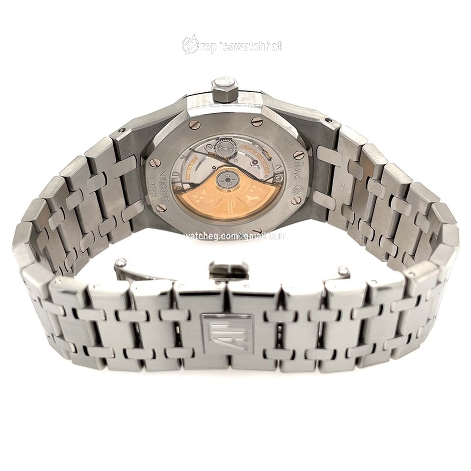 Audemars Piguet Royal Oak Selfwinding Mens watch Unisex Automatic Steel 15300ST.OO.1220ST.01 3