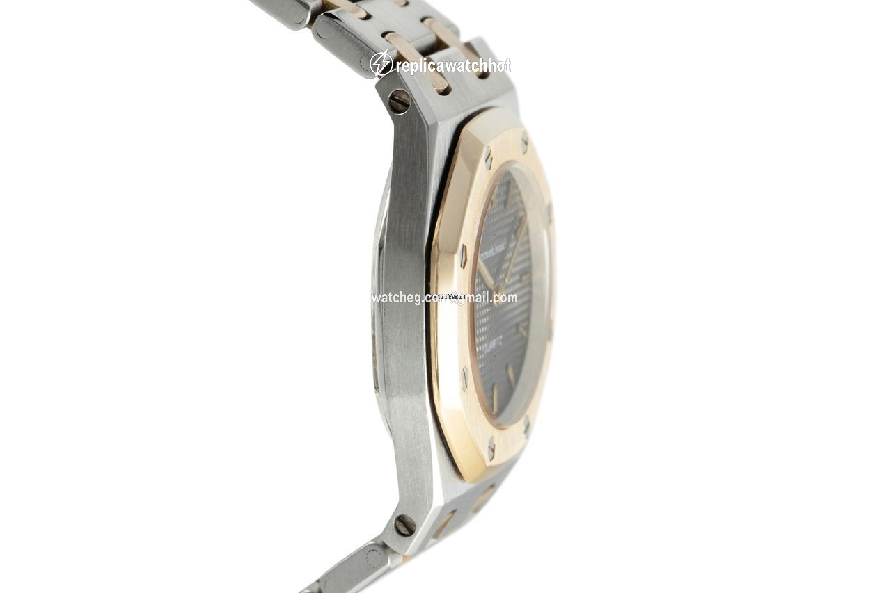 Audemars Piguet Royal Oak Lady Womens watch Quartz Gold Steel SA66270.722 3
