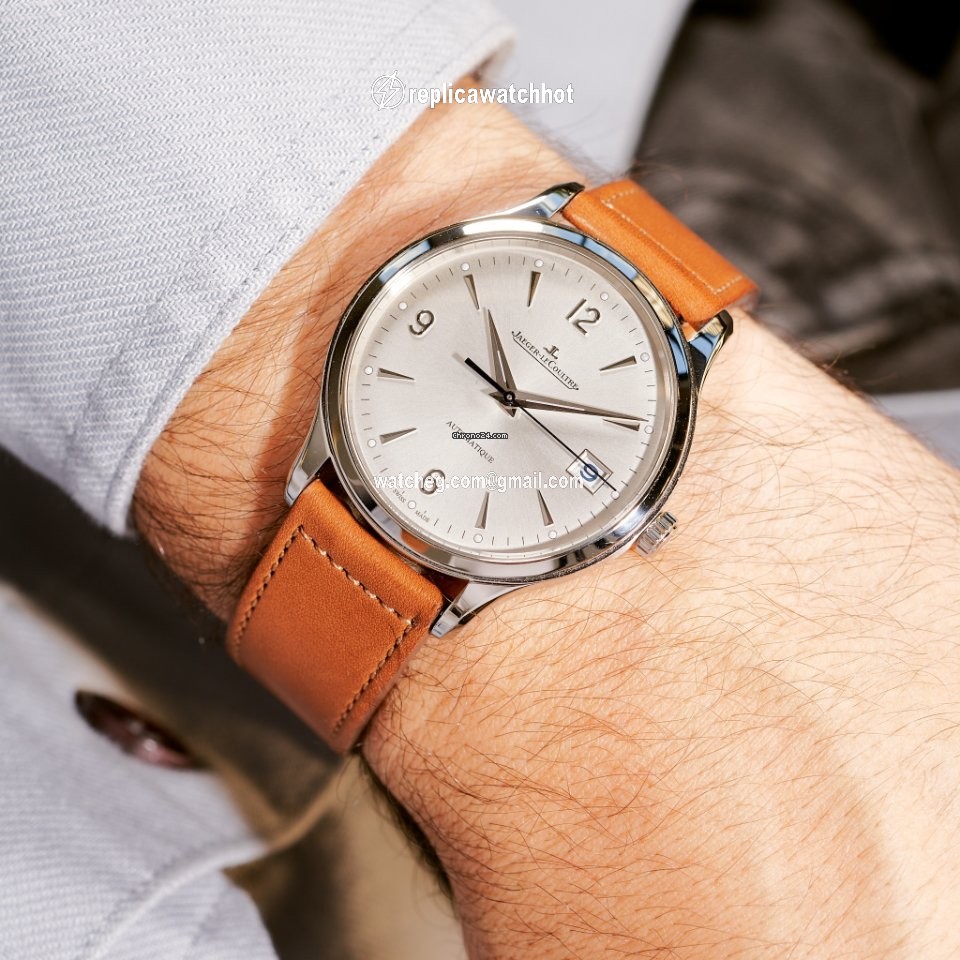 Jaeger-LeCoultre Master Control Date Mens watch Unisex Automatic Steel 830.8.A0.S 3