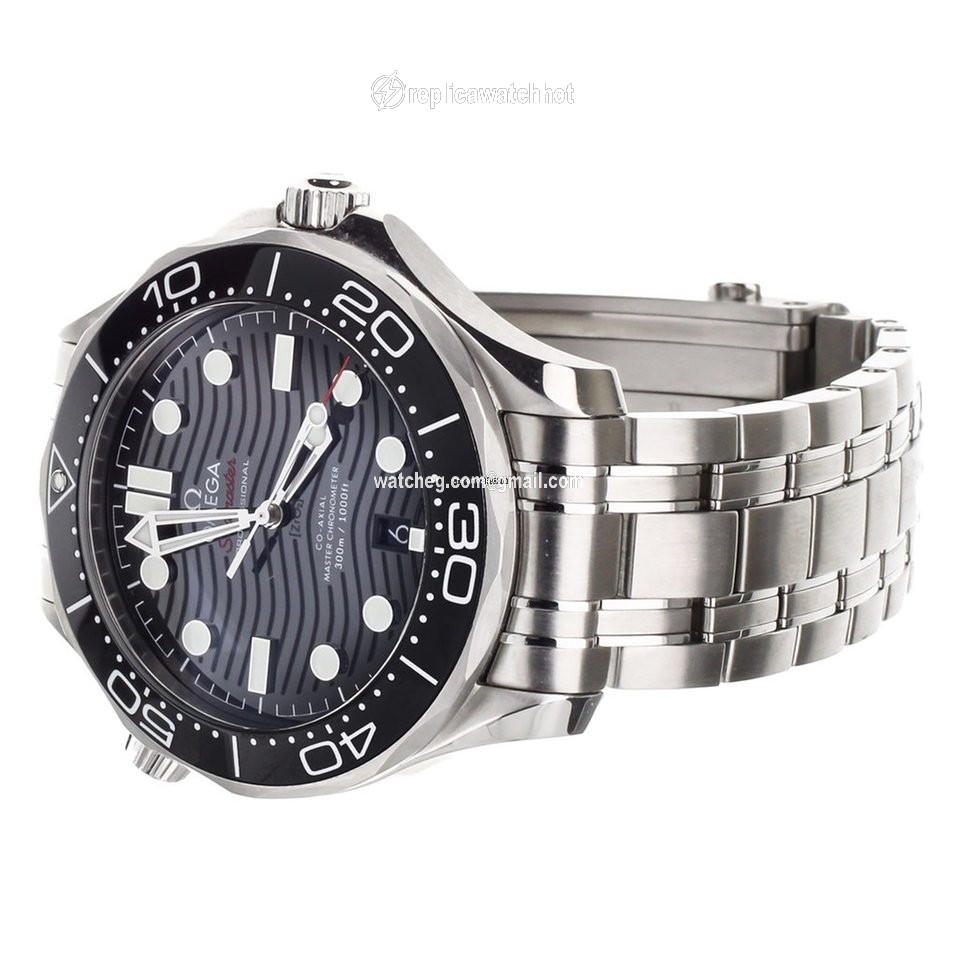 Omega Seamaster Diver 300 M Mens watch Unisex Automatic Steel 21030422001001 3