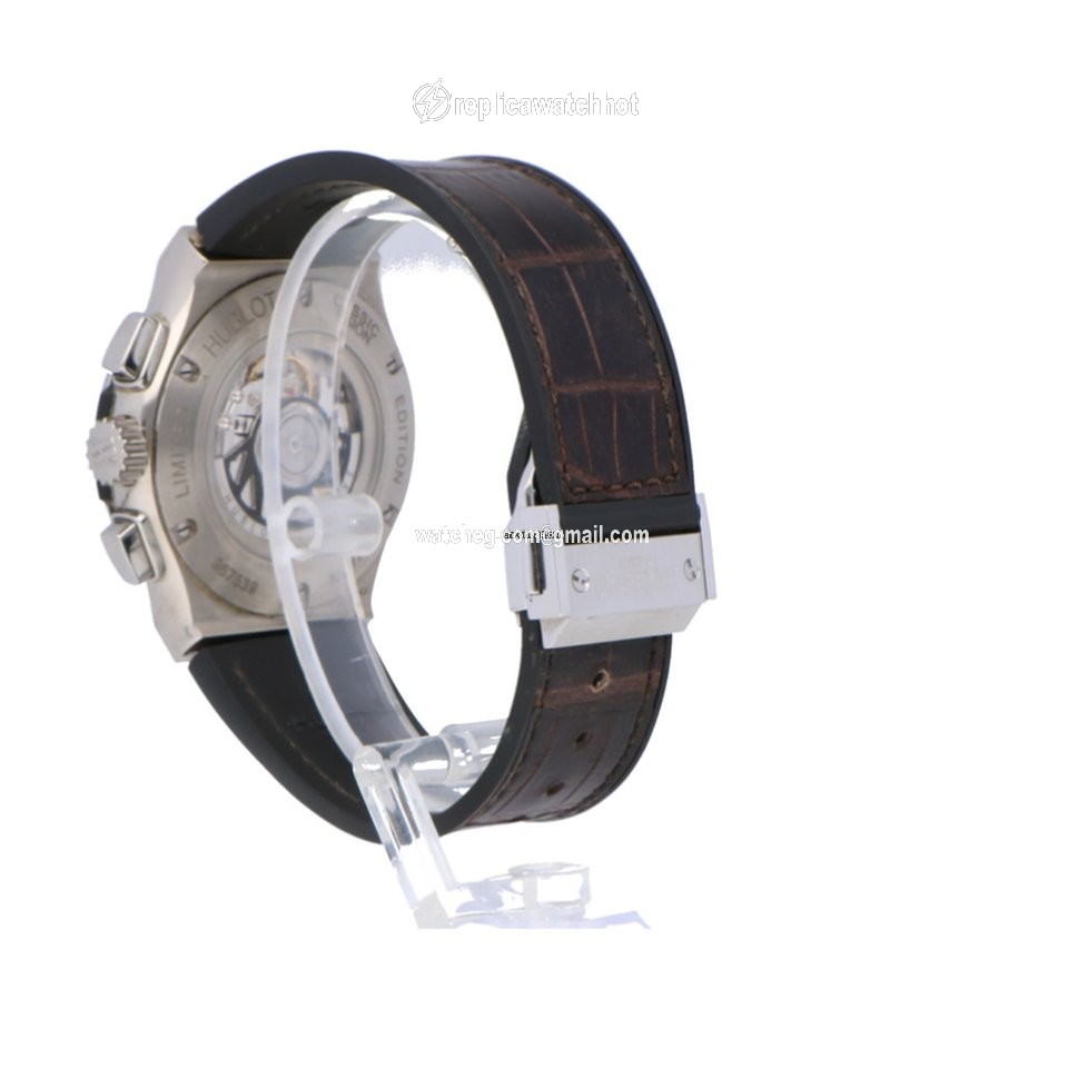 Hublot Classic Fusion Chronograph Mens watch Unisex Automatic Titanium 521.NX.3470.LR 3